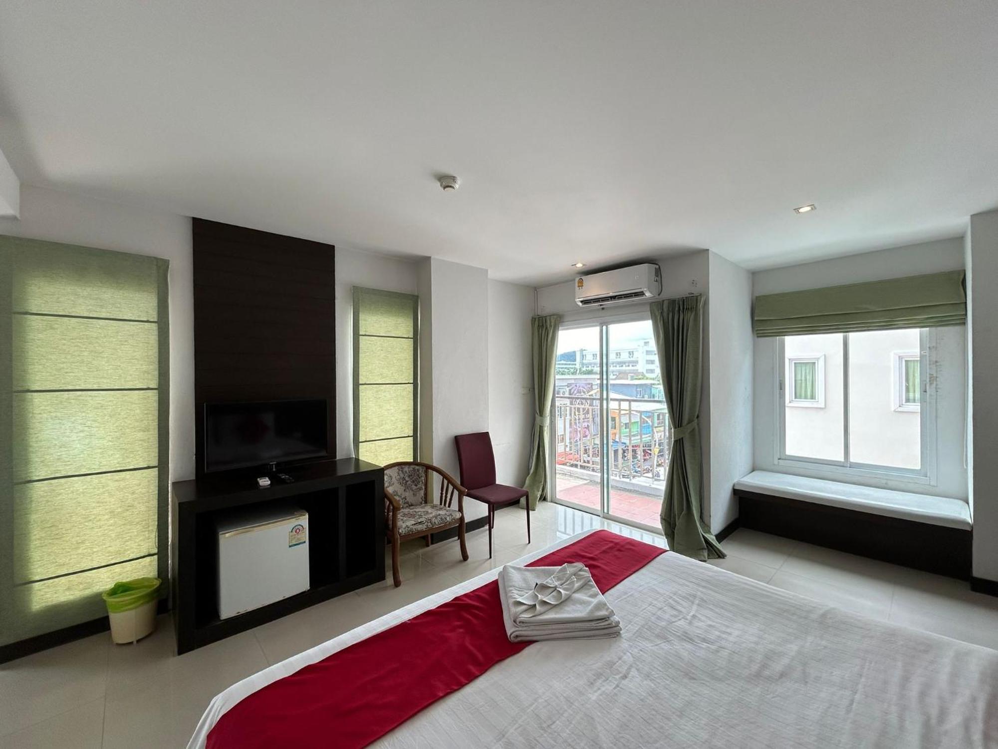 Cocoon Apk Resort & Spa Patong Экстерьер фото