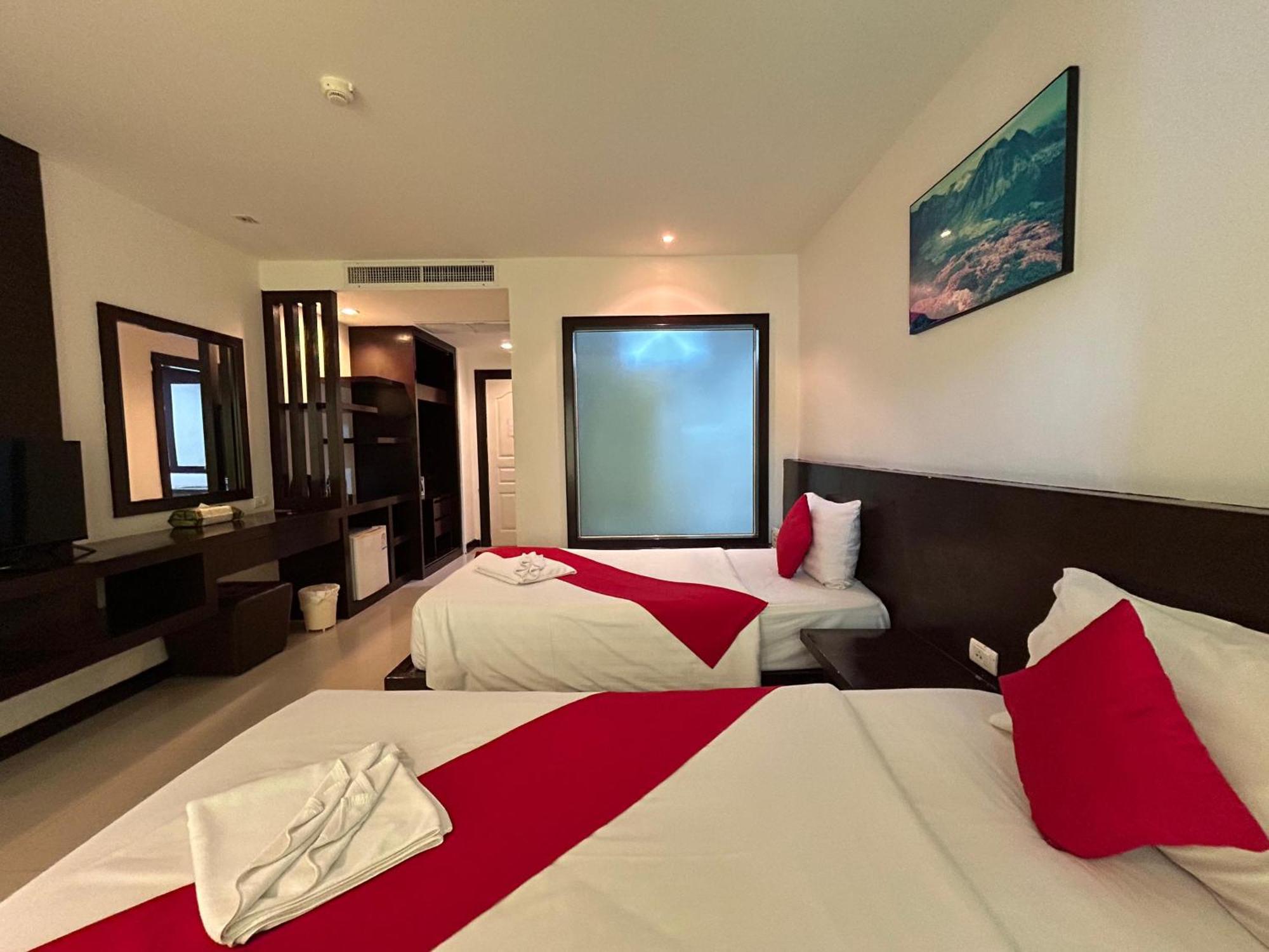 Cocoon Apk Resort & Spa Patong Экстерьер фото