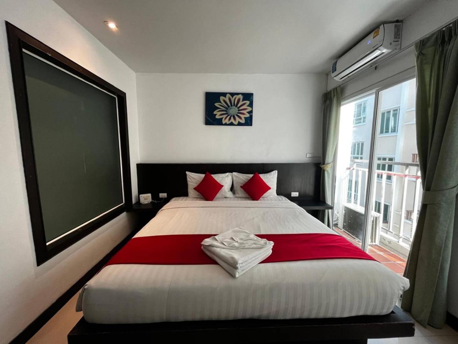 Cocoon Apk Resort & Spa Patong Экстерьер фото